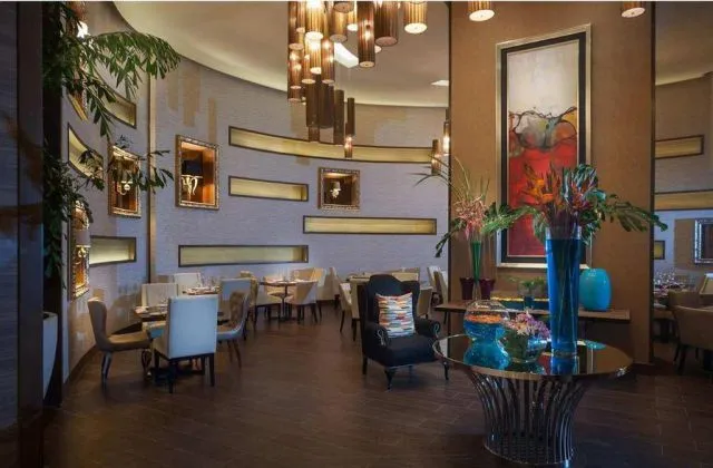 Restaurant Hotel Embassy Suites By Hilton Santo Domingo